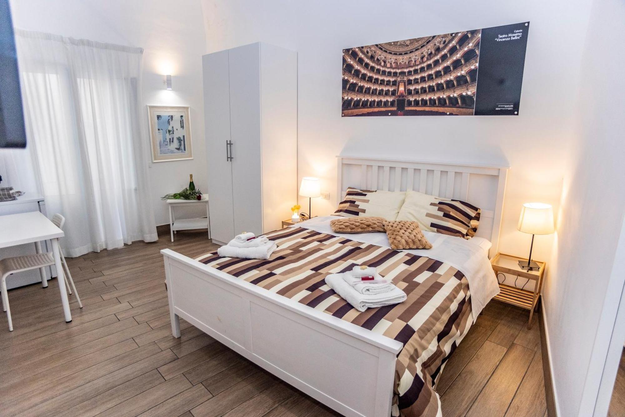 Katane' Room'S Катанія Екстер'єр фото
