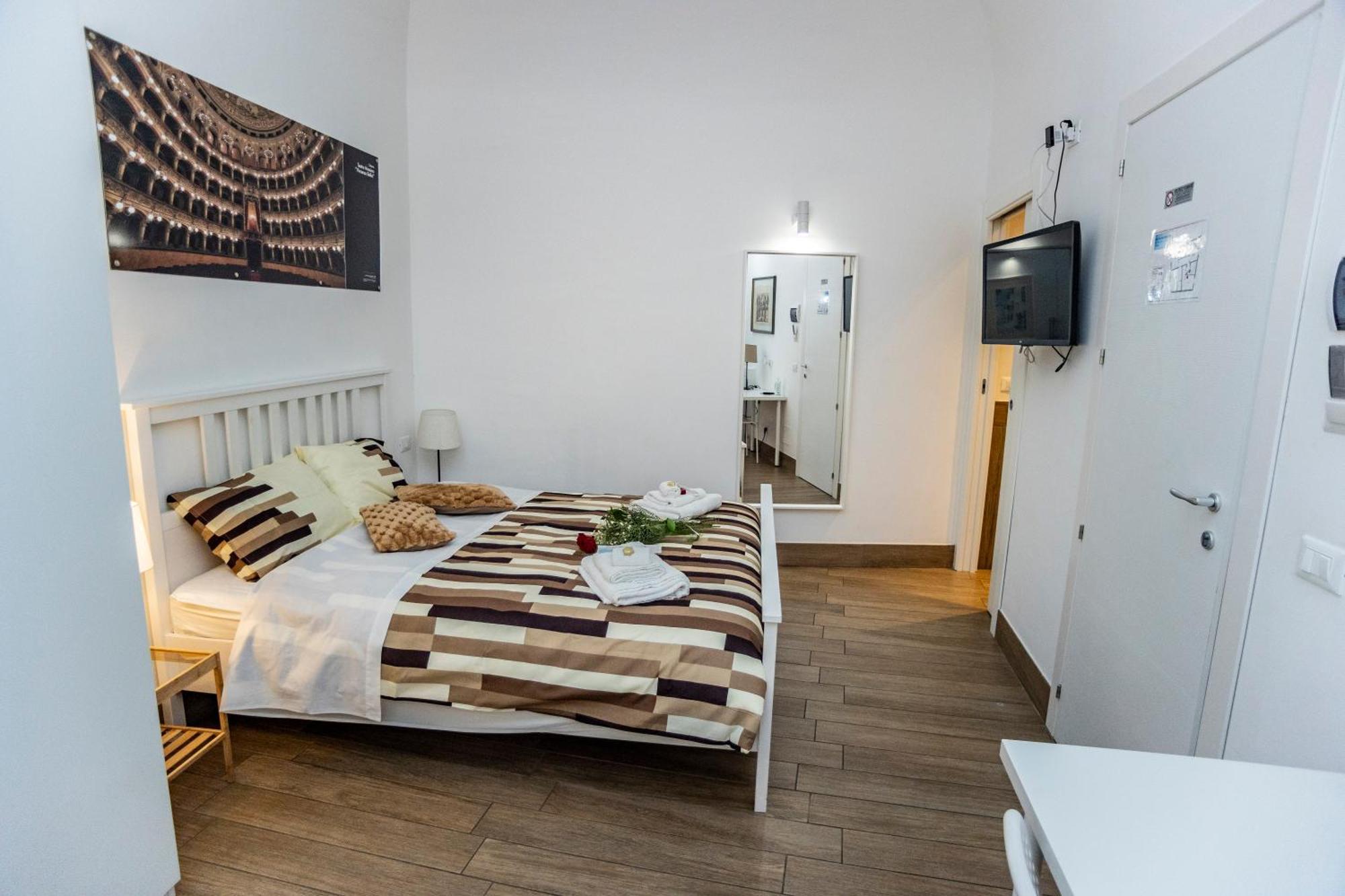 Katane' Room'S Катанія Екстер'єр фото